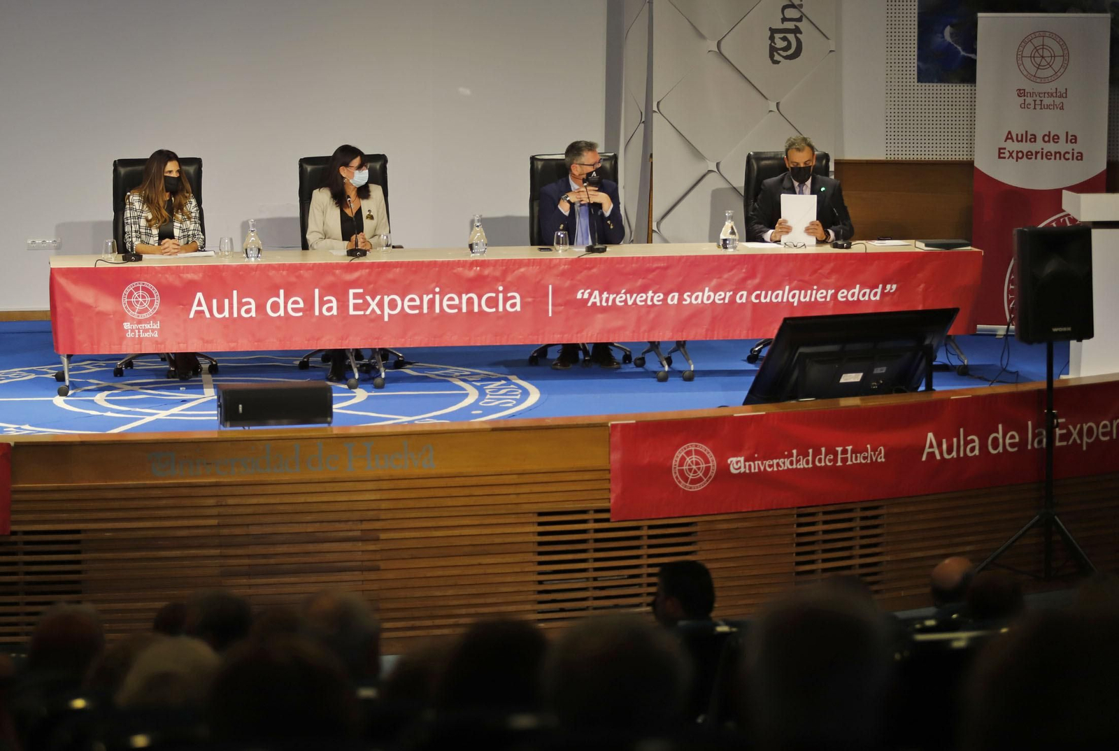 Imágenes de la inauguración del Aula de la Experiencia de la Universidad de Huelva