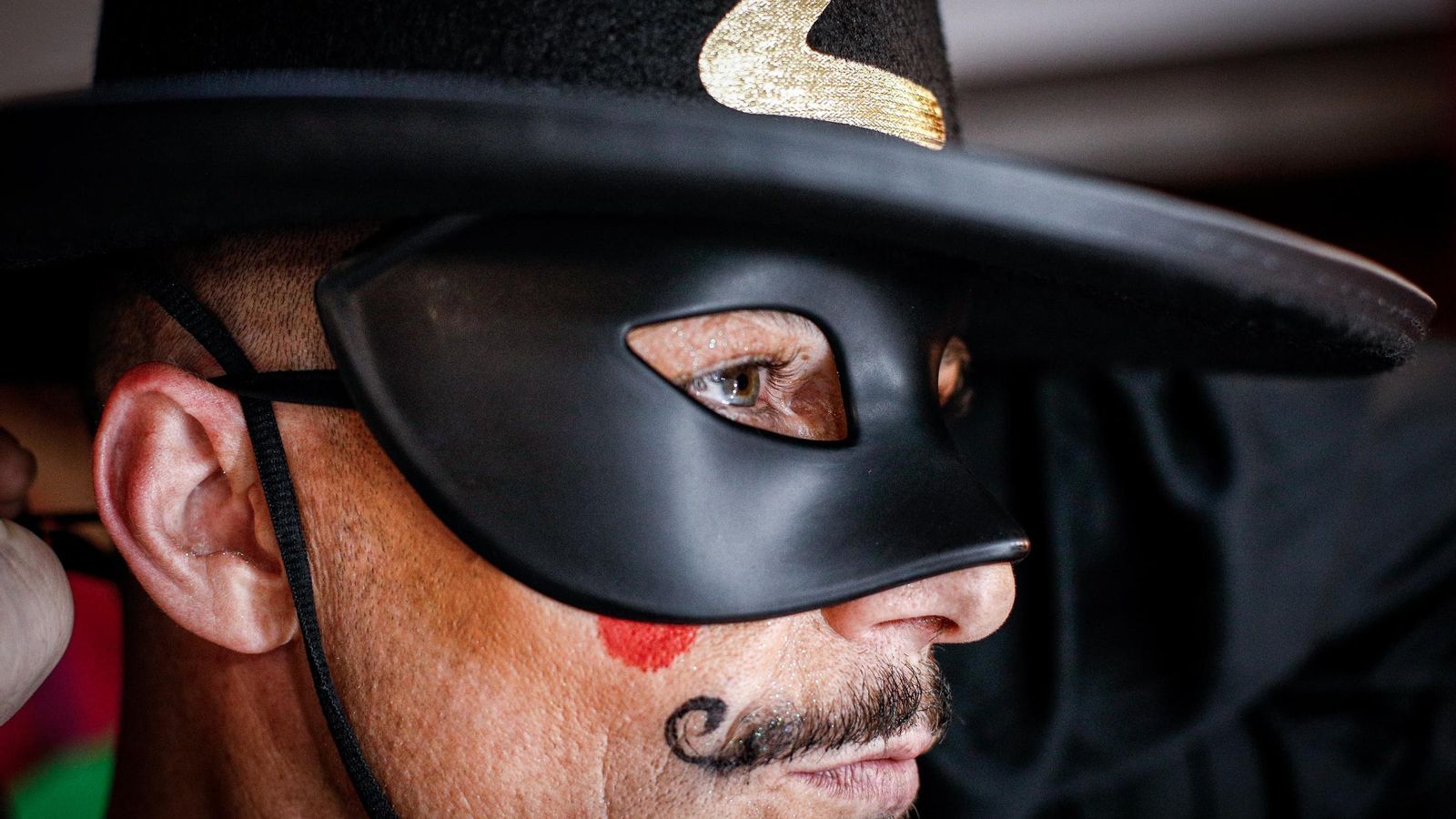 Búscate entre las mejores imágenes de la primera sesión de cuartos de final del COAC 2025