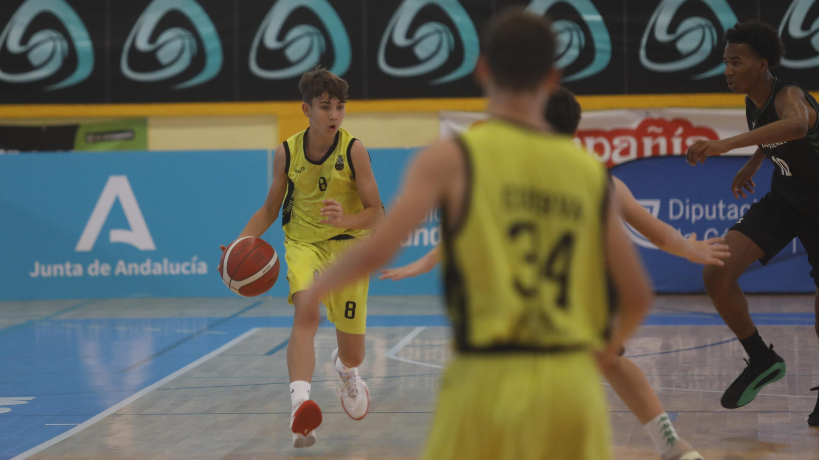 Las fotos de las semifinales del Cadeba infantil masculino de La Línea