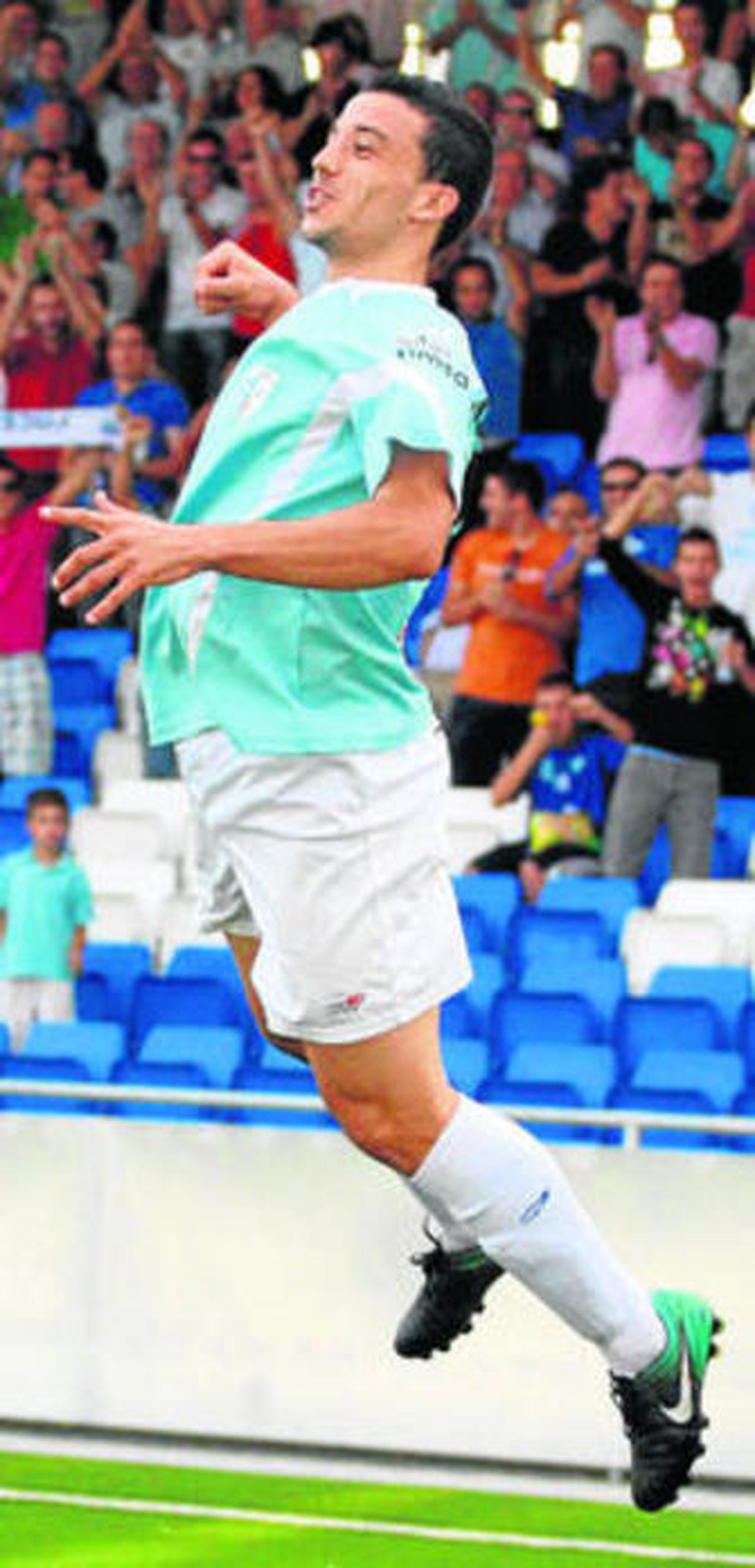 Hugo Díaz celebra un tanto esta temporada.