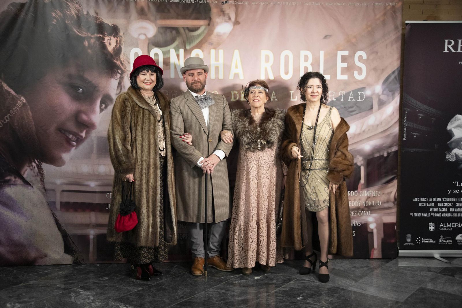 El estreno en Almería del largometraje documental "Concha Robles", en imágenes