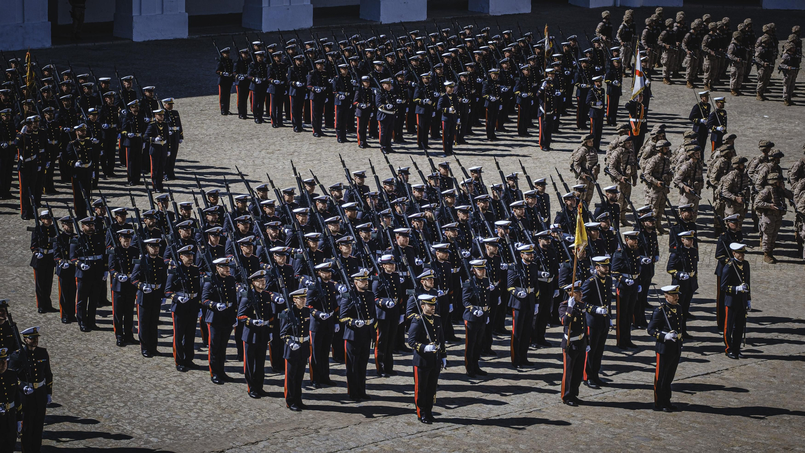Parada Militar por el 487º aniversario de Infantería de Marina. Parada Militar por el 487º aniversario de Infantería de Marina.