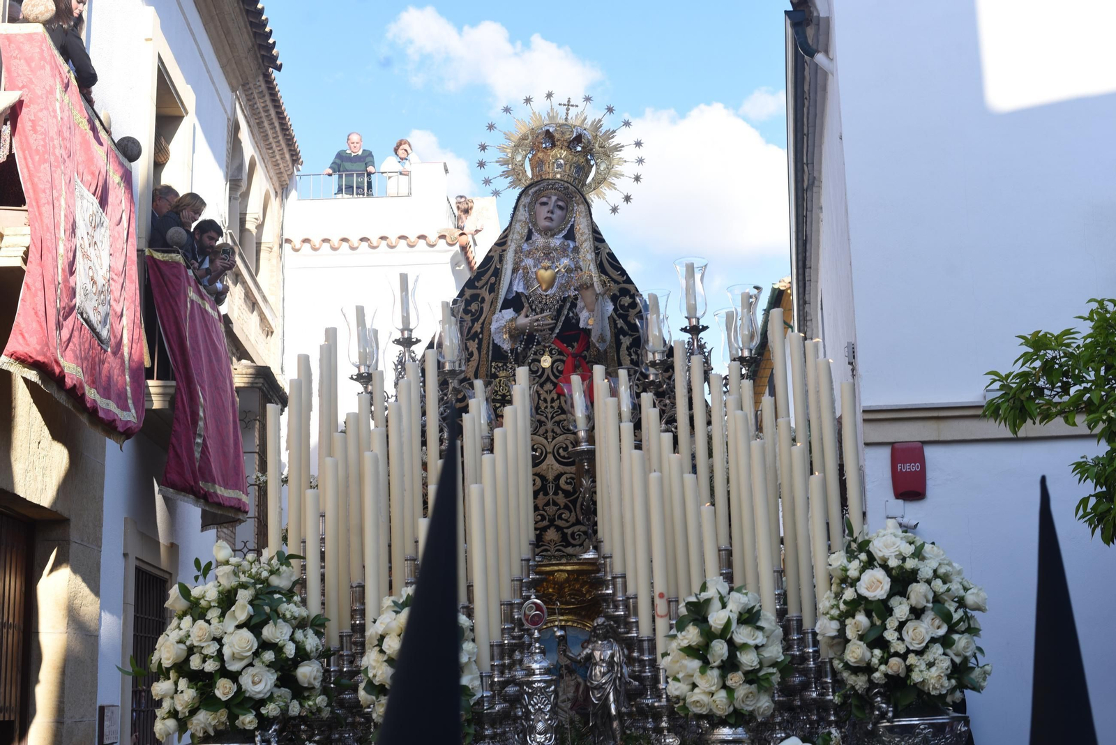 La procesión de los Dolores en este Viernes Santo de Córdoba, en imágenes