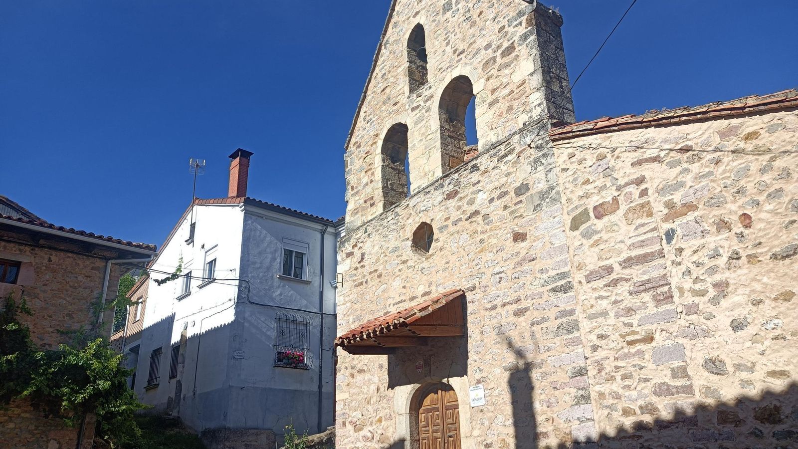 Cistierna no tiene un patrimonio muy interesante, pero sí cuenta con todos los servicios necesarios.