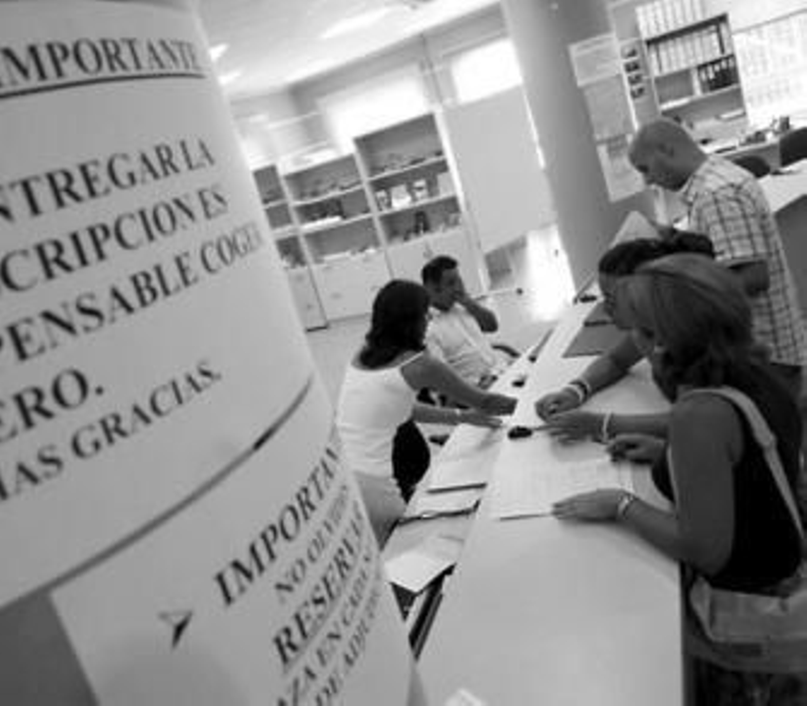 En el campus de Cádiz las matrículas se realizan en la sede del Vicerrectorado de Alumnos, antiguo Policlínico.