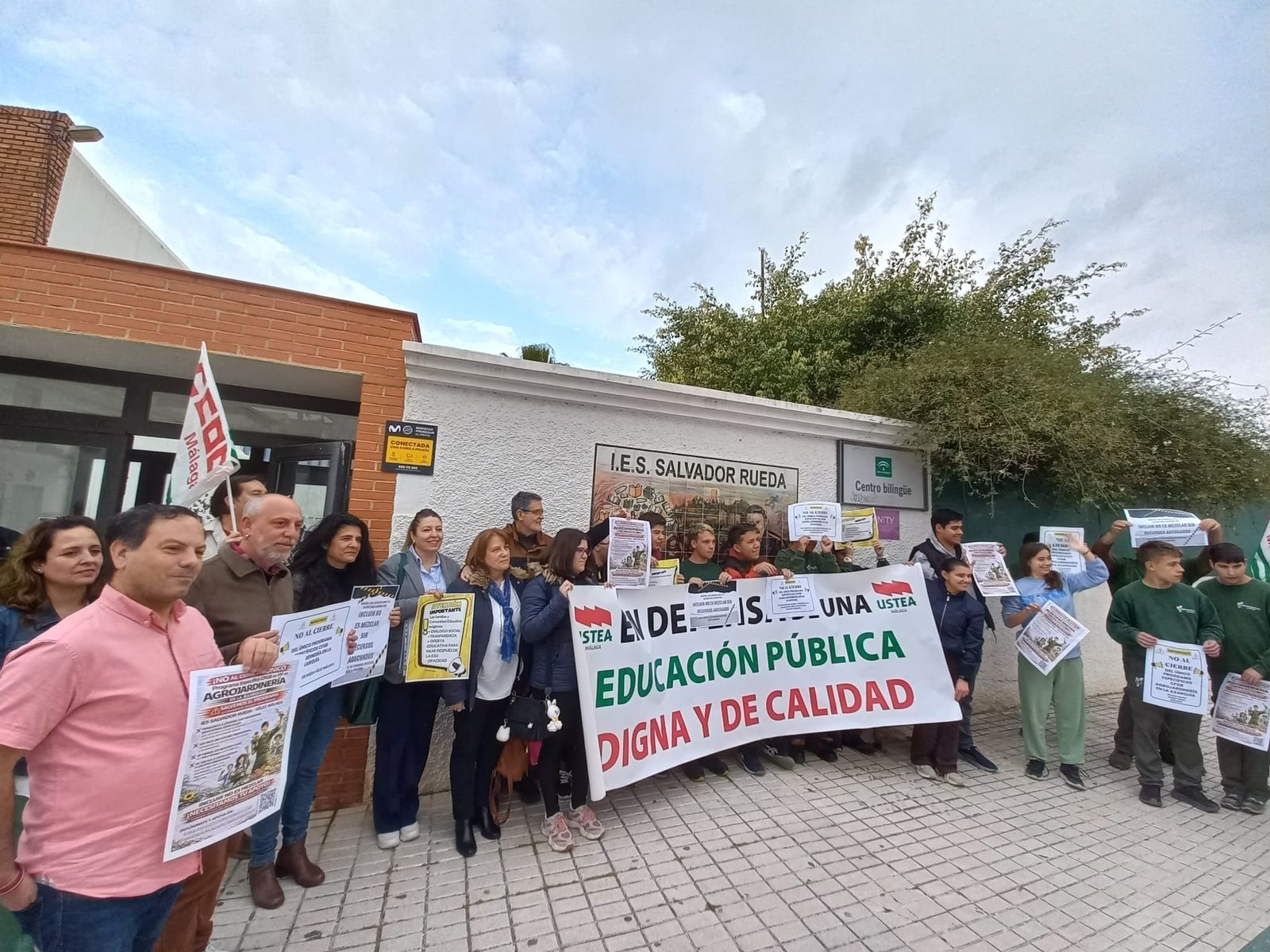 Familias de Vélez denuncian la falta de recursos para alumnos con ...