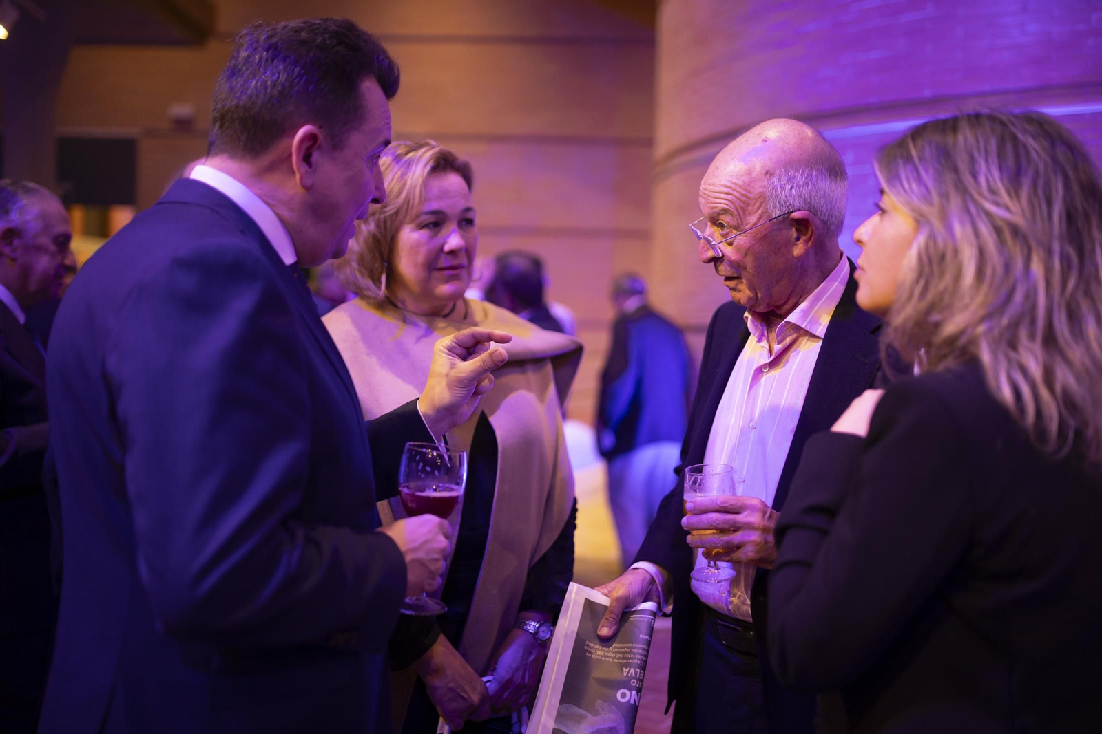 Imágenes de la recepción a los invitados a la gala del 40 aniversario de Huelva Información