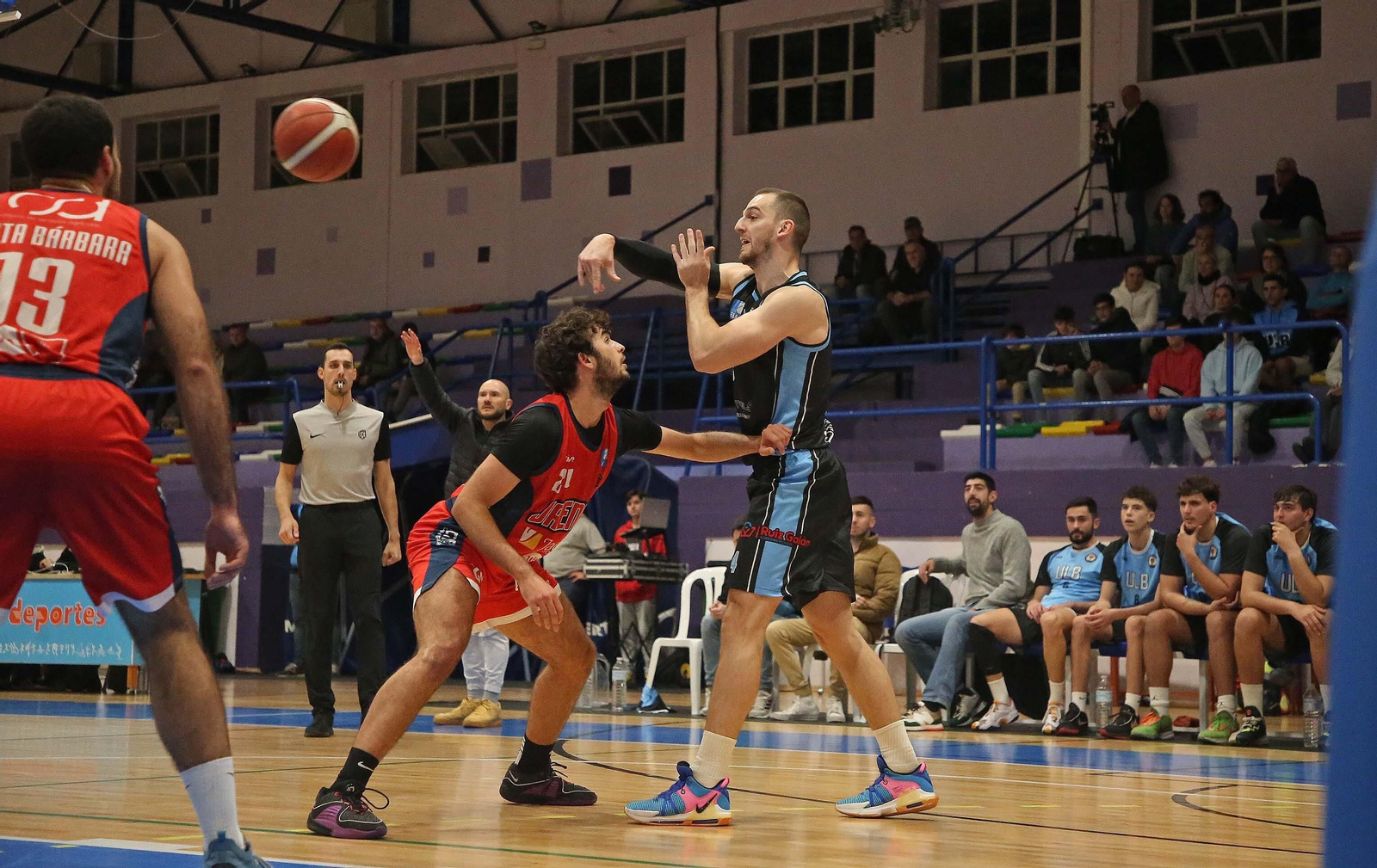 Las mejores fotos del ULB - CB Jaen