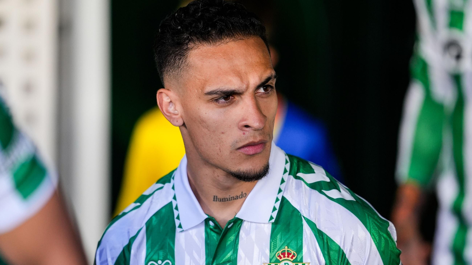 Antony en el choque ante el KAA Gent