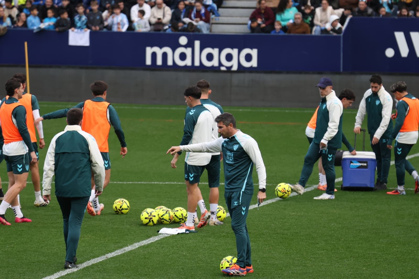 Búscate en las fotos del entrenamiento del Málaga CF en La Rosaleda