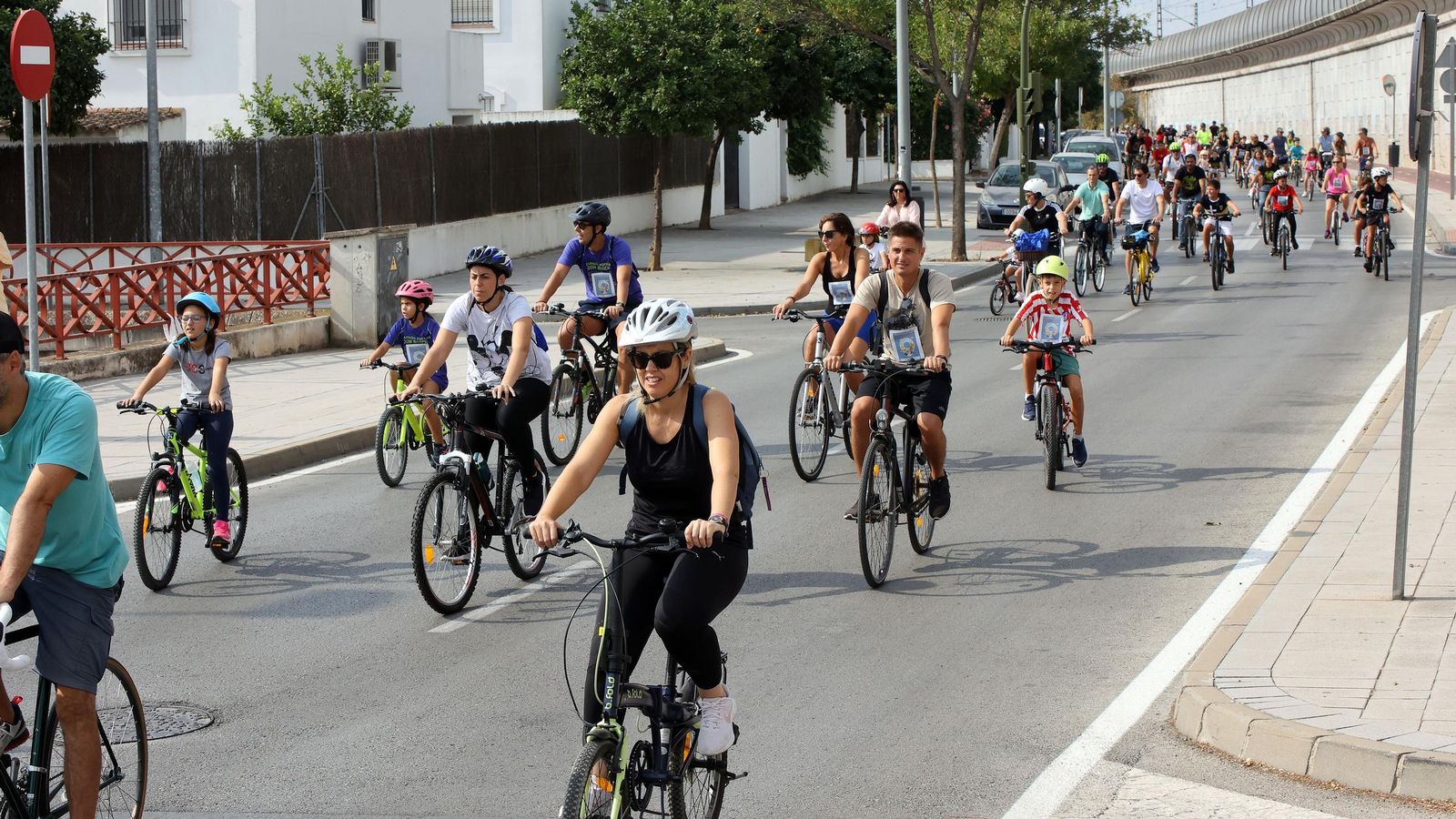 Búscate en el Día de la Bici Amistad por Jerez