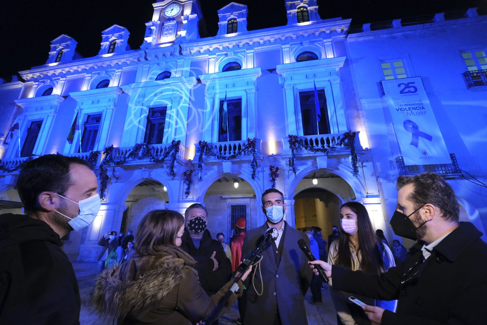Fotogalería inauguración Navidad Infantil 2020. Plaza Vieja Ayuntamiento de Almería.