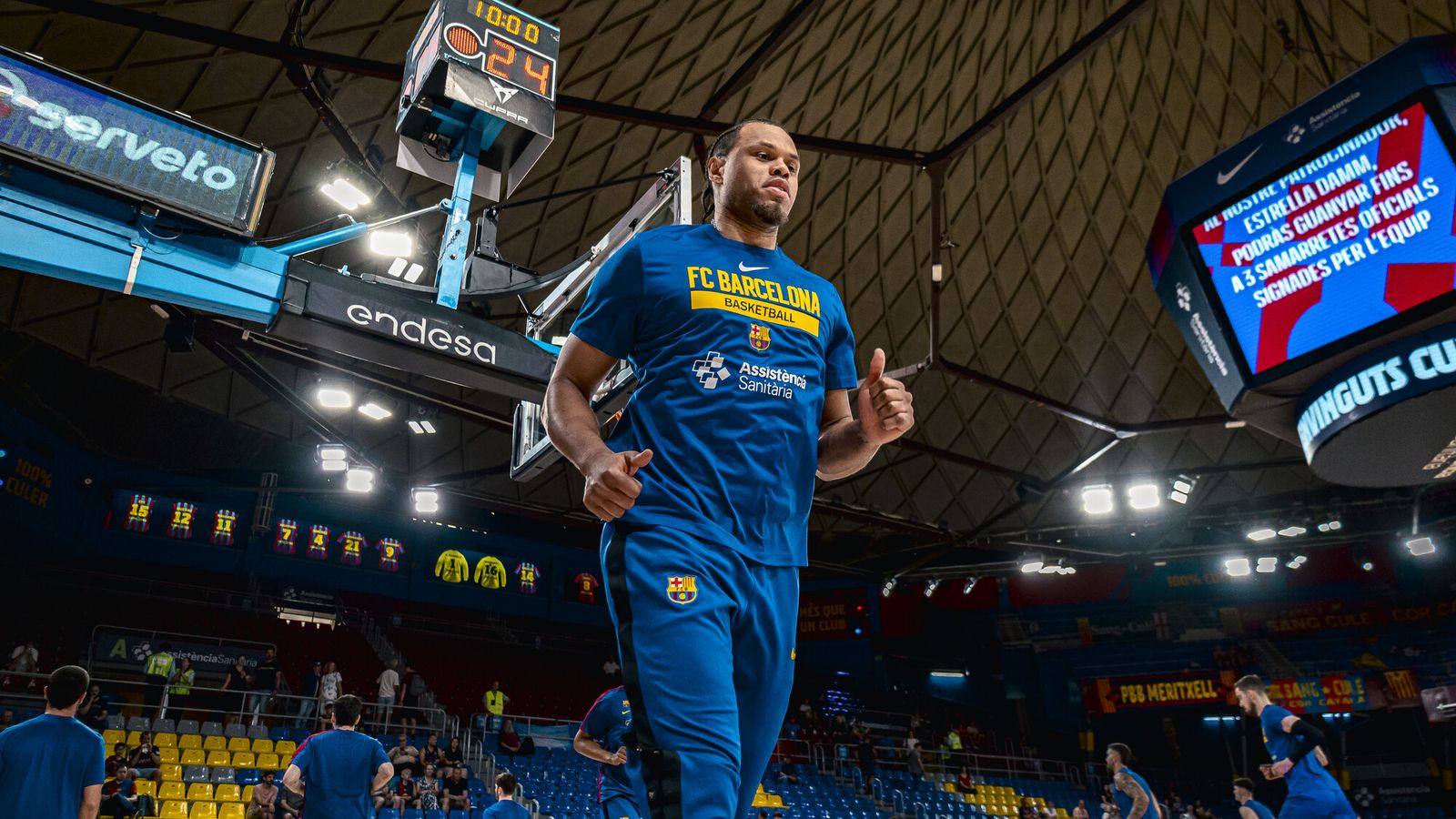 Barça-Unicaja: Calentamiento en el Palau Blaugrana