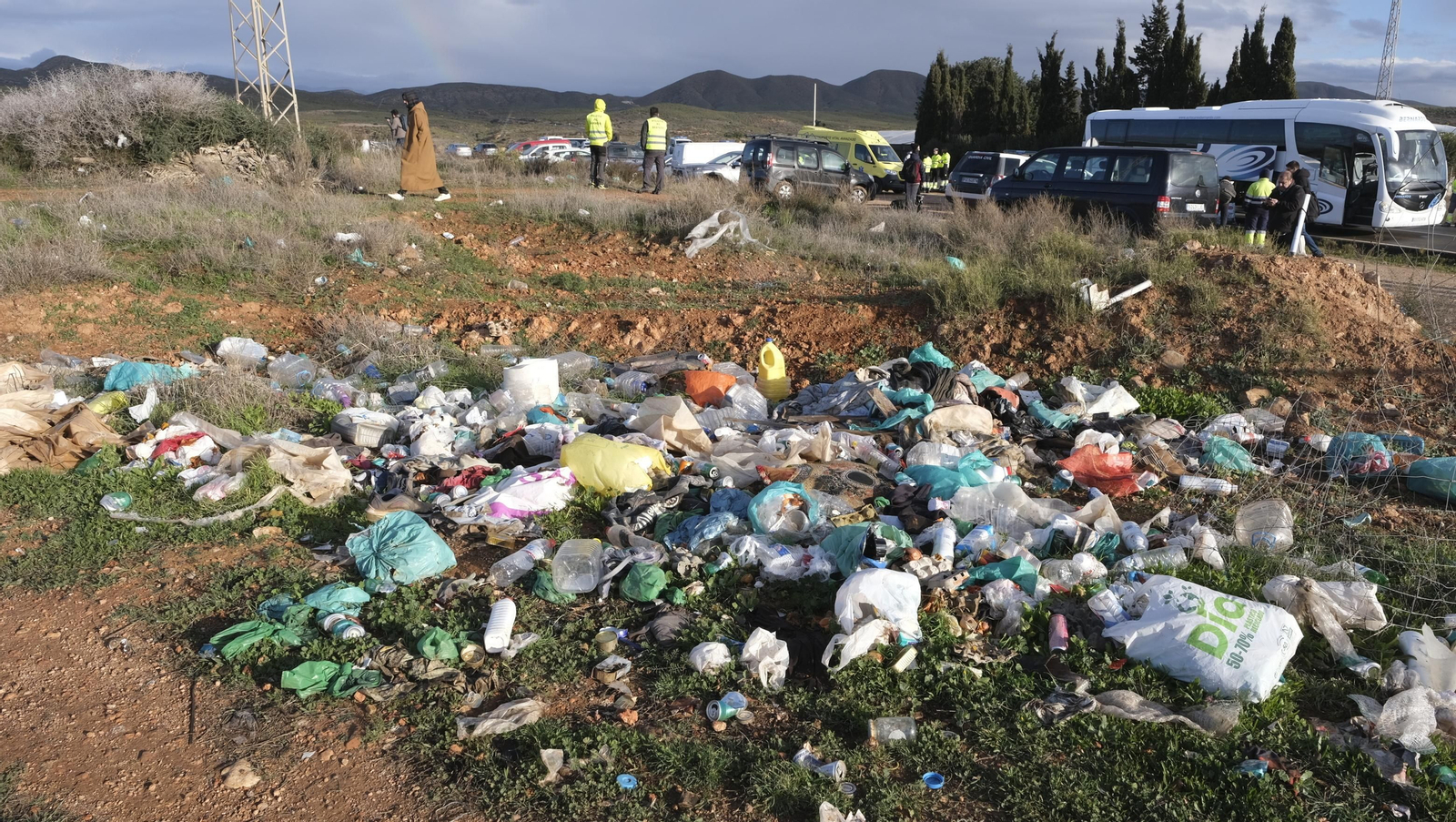 Imágenes del desalojo del asentamiento chabolista 'El Walili', en Níjar