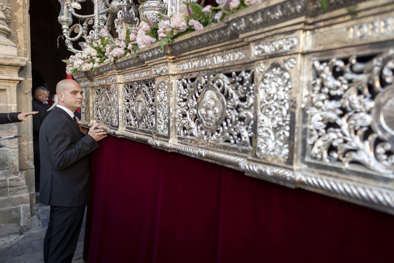 Las imágenes de la salida del Nazareno en El Puerto en la Semana Santa de 2025