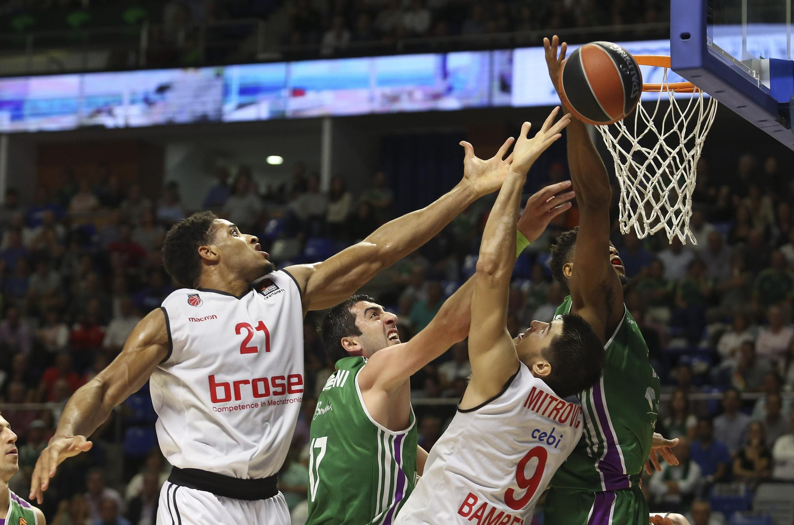 El paso de Augustine Rubit por el Carpena en un Unicaja-Brose de Euroliga