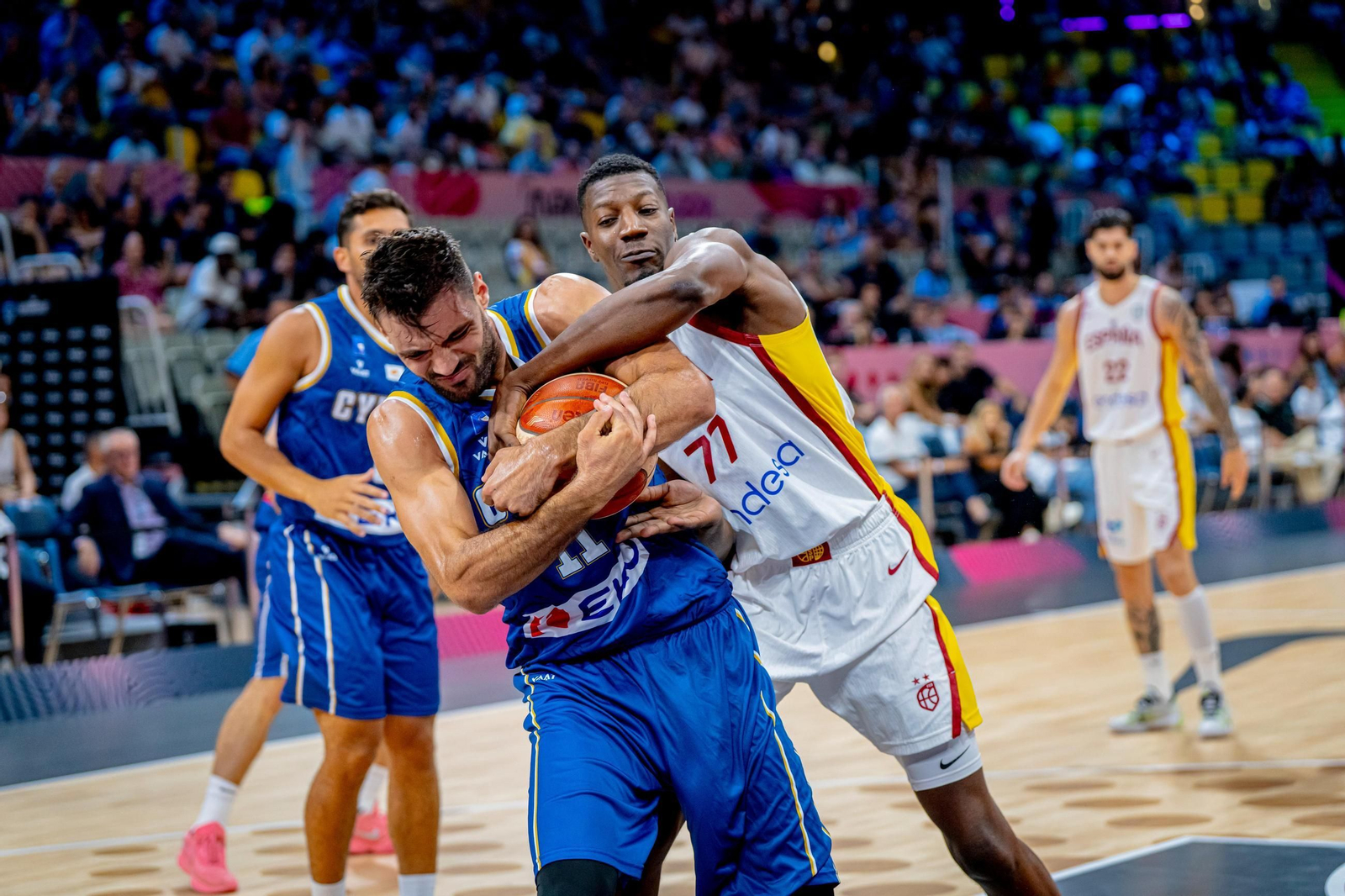 Las fotos del Chipre - España de baloncesto
