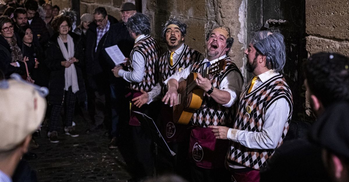 La Plataforma de vecinos de El Pópulo prepara en Cádiz su Carnaval