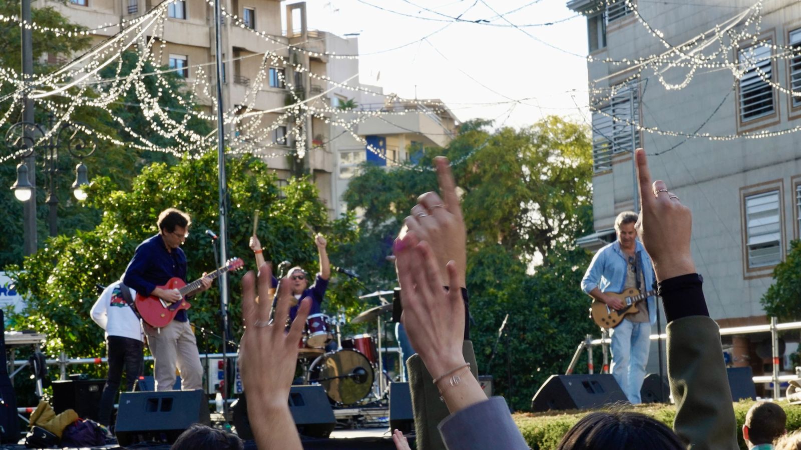 Encuéntrate en la galería del tardeo del sábado en San Sebastián 2025 en Huelva