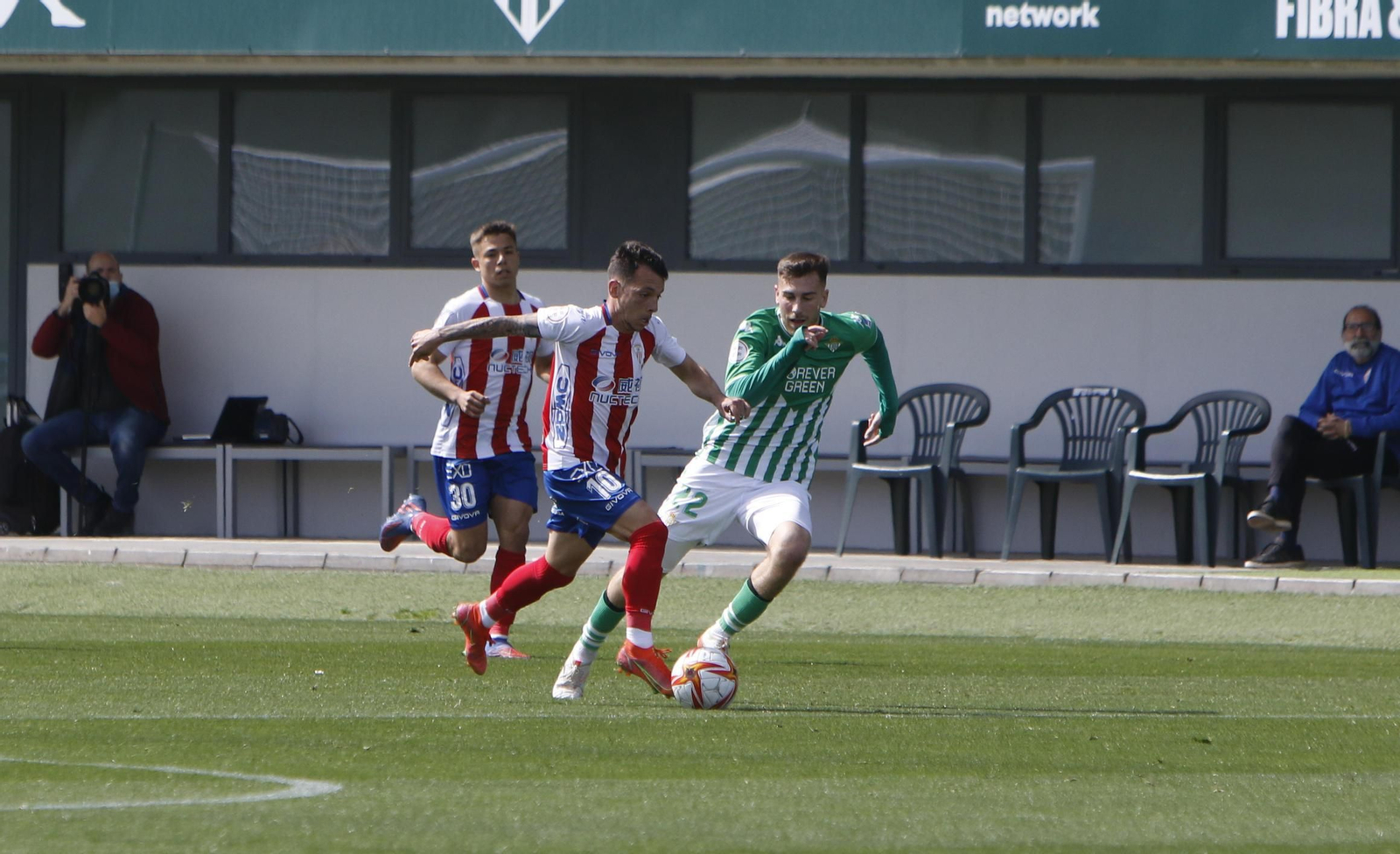 Las mejores fotos del Betis Deportivo - Algeciras CF