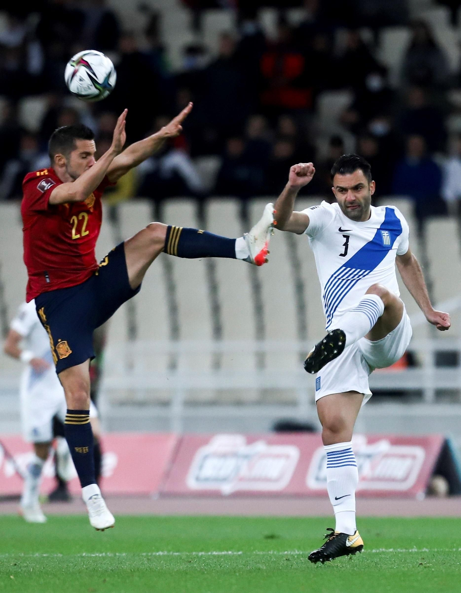 Las imágenes del Grecia-España de clasificación para el Mundial de Catar 2022