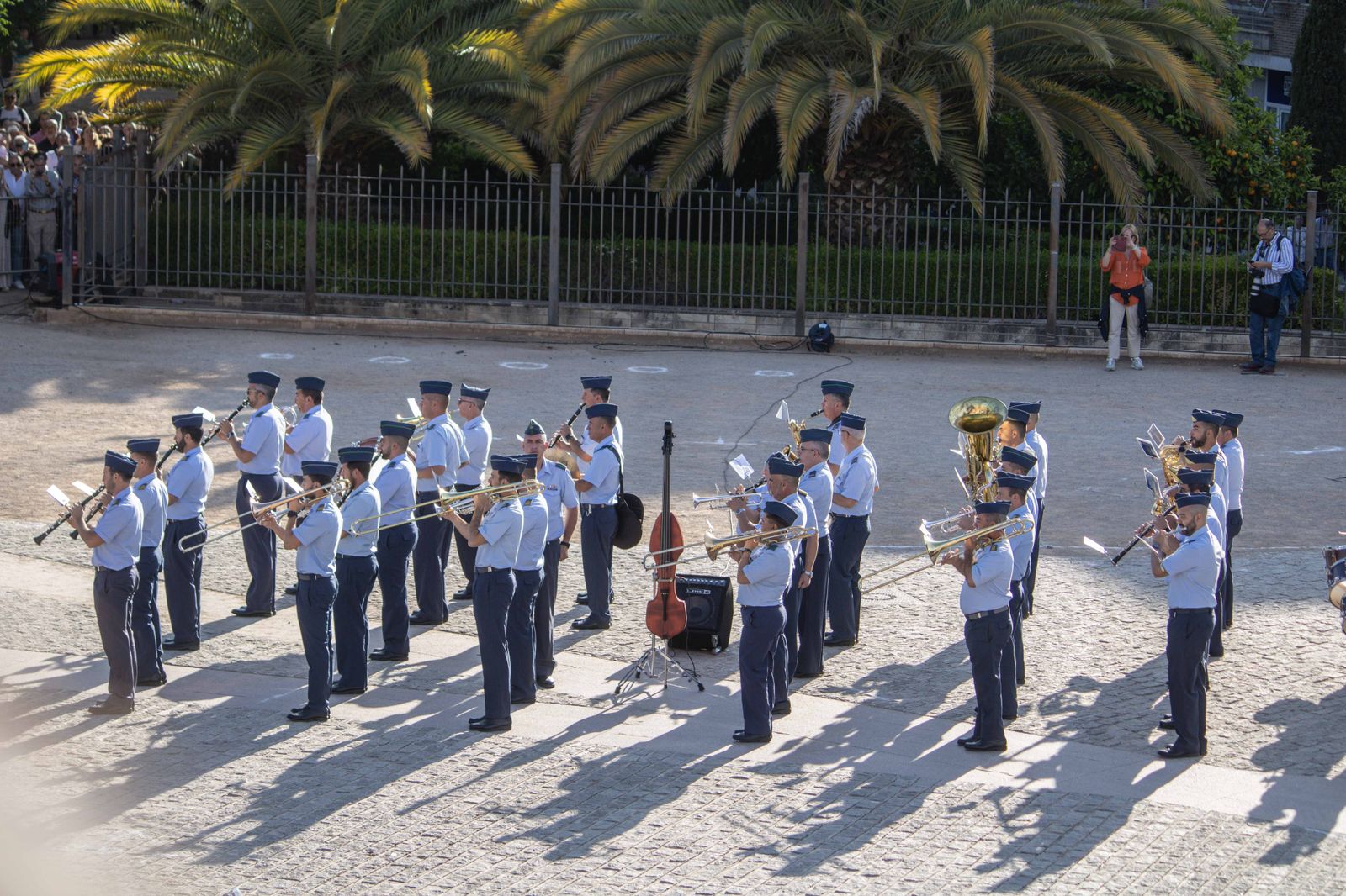 Las bandas de música se lucen antes del Día de las Fuerzas Armadas en Granada