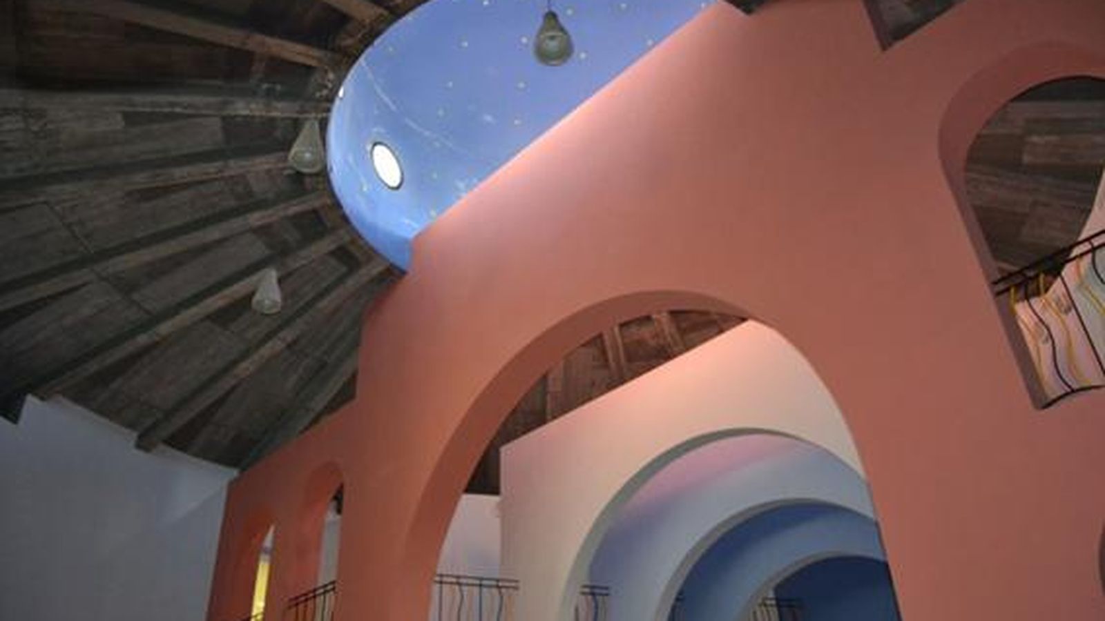 El edificio Pérez Villalta.