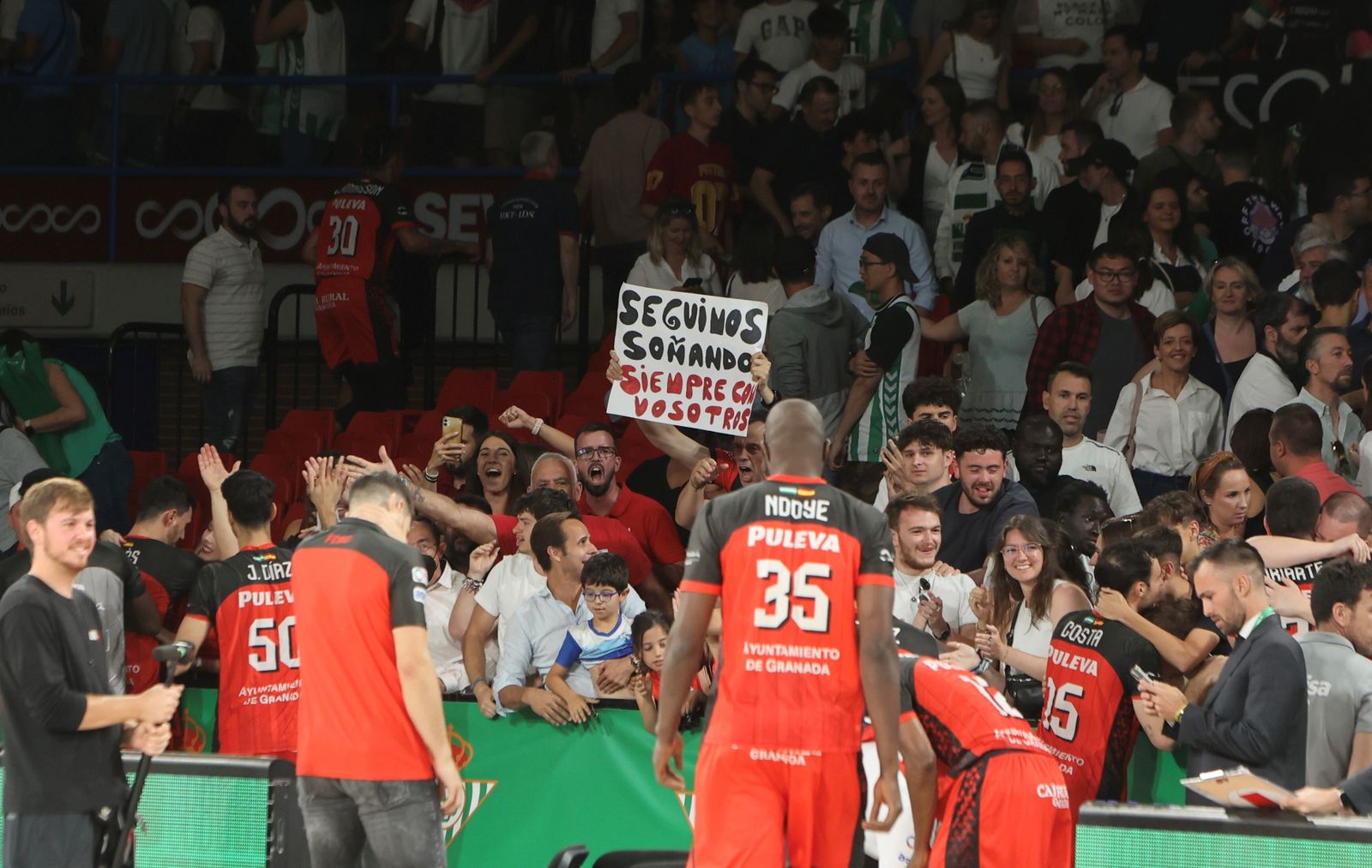 Las fotos del Betis - Covirán Granada