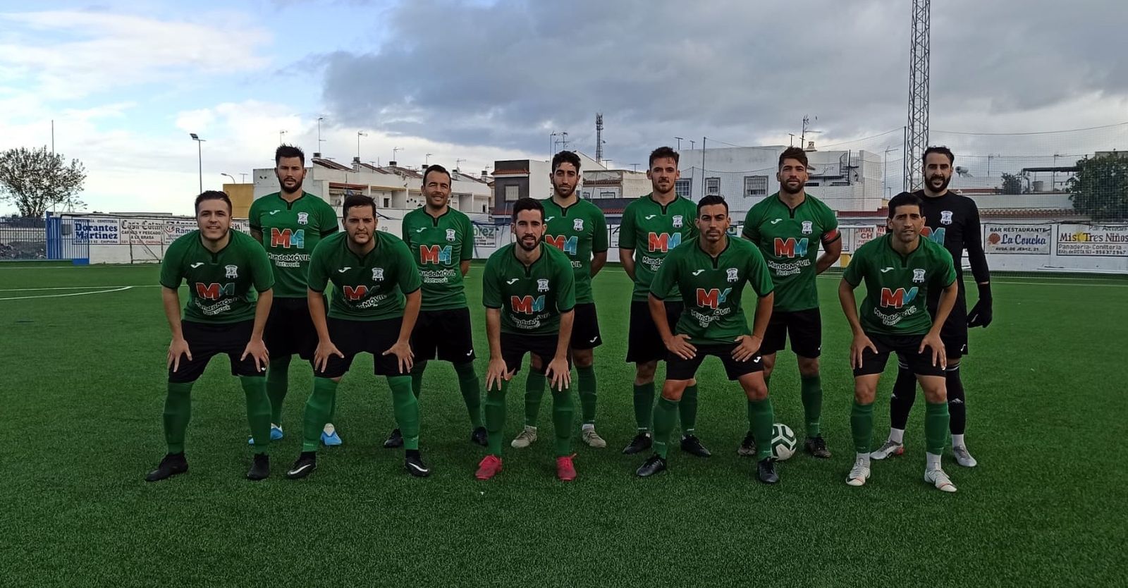 El Jerez Industrial se mide esta tarde al Trebujena en el Temblador.