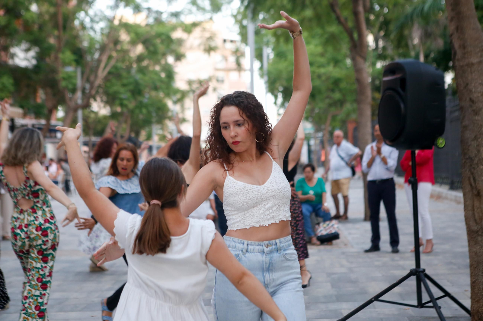 Fotos del flashmob de baile flamenco de Mercedes Alcalá y David Lozano