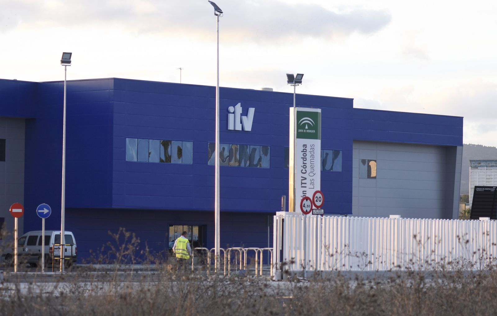 Estación de la ITV de las Quemadas, en la capital.