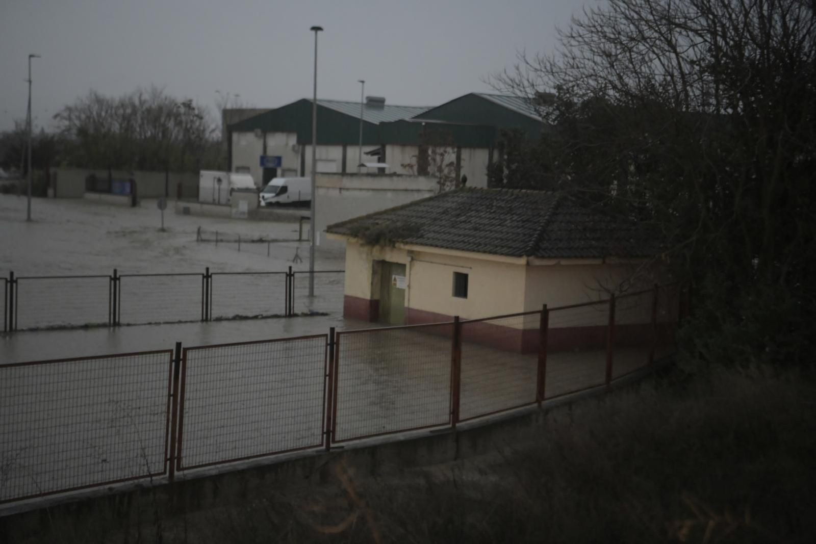 Galería | Todas las imágenes de la DANA que azota Granada este miércoles