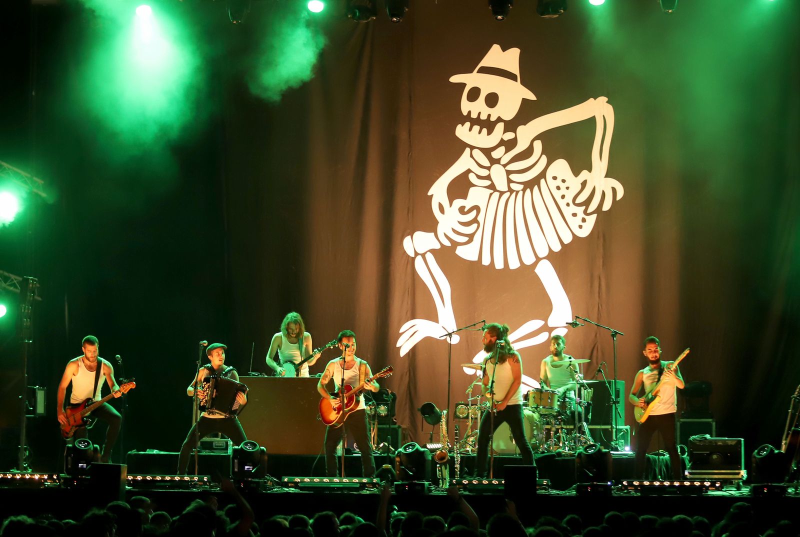 Imágenes del concierto de La M.O.D.A,  en las fiestas Colombinas de Huelva 2019