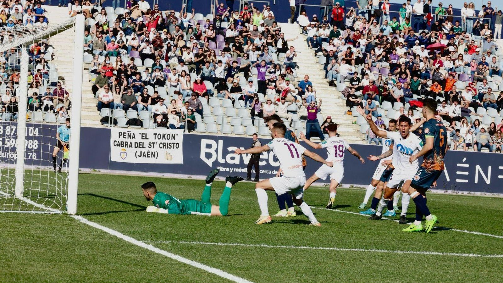 Juanma Porro, tras anotar el gol del 1-0.