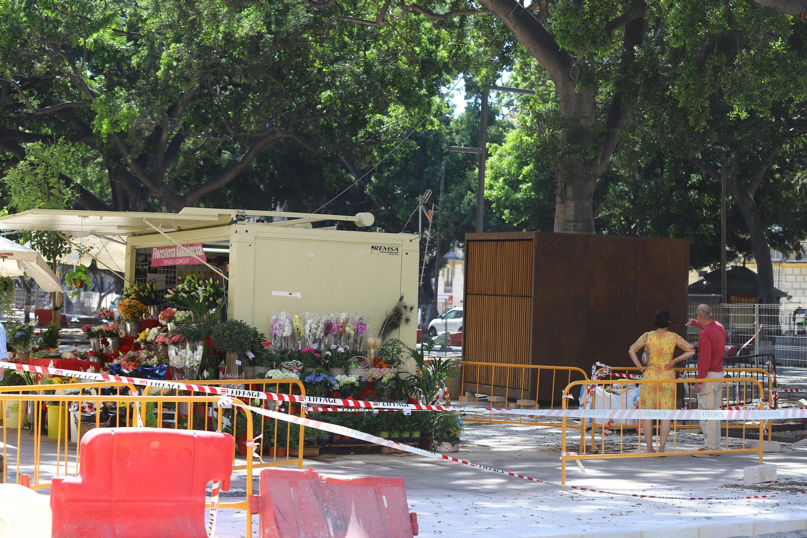 Las fotos de los nuevos puestos de flores de la Alameda