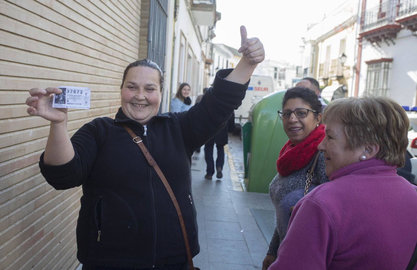 Lebrija celebra su suerte en  la Lotería de Navidad