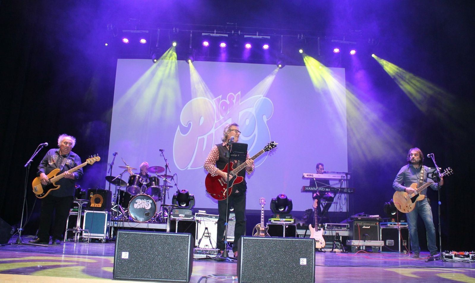 Los Puntos durante su actuación en el Auditorio Ciudad de Vera.
