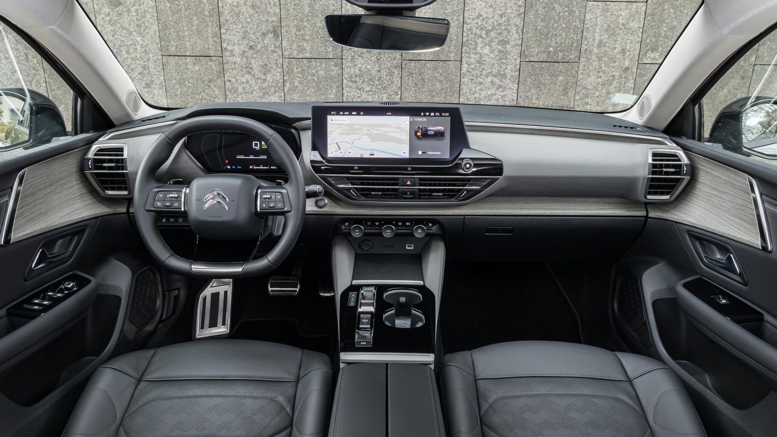 El C5 X incorpora nuevas ayudas a la conducción. También un nuevo volante capacitativo. El C5 X incorpora nuevas ayudas a la conducción. También un nuevo volante capacitativo.