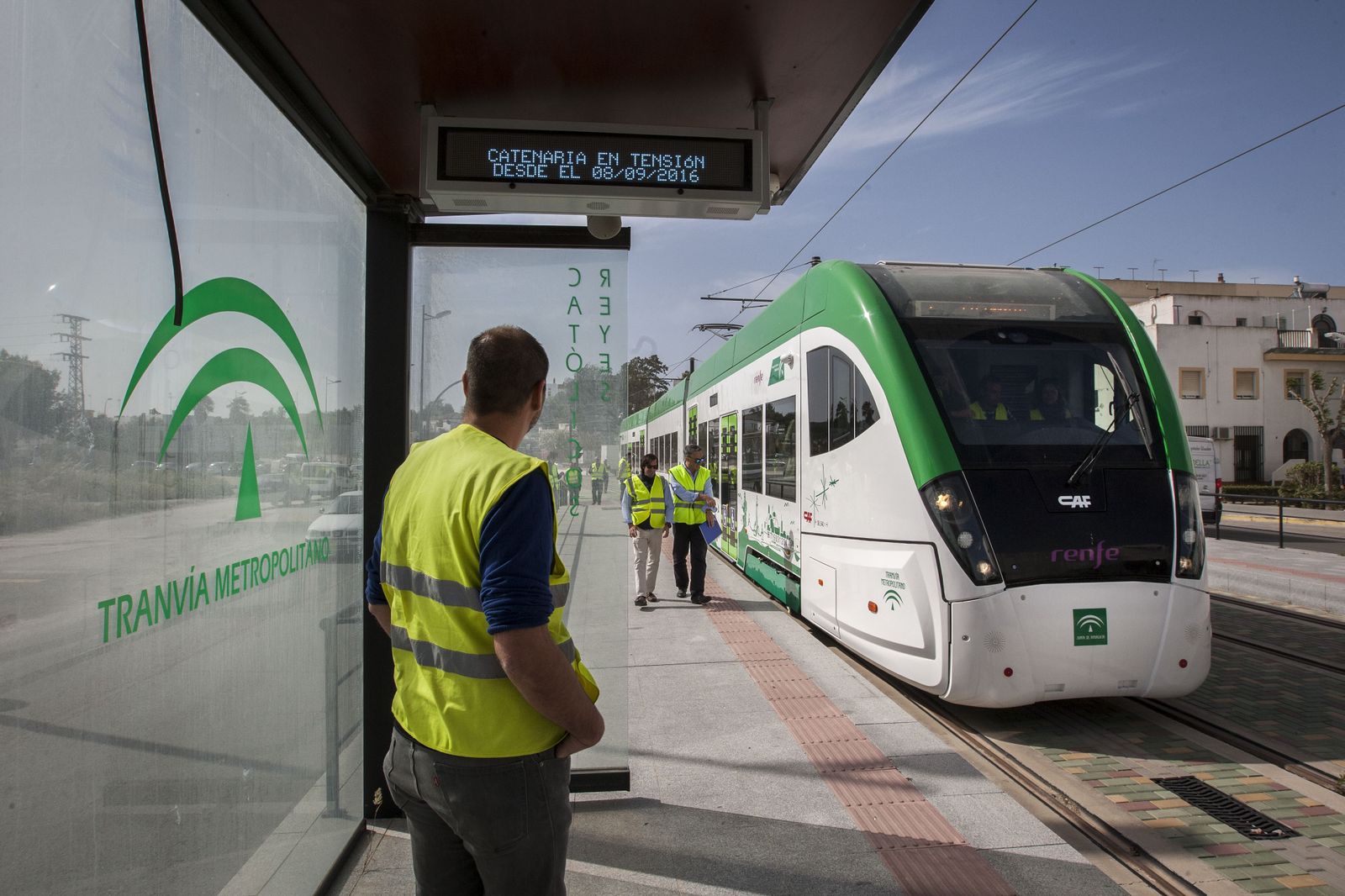 El tranvía tiene por delante muchos meses de pruebas en la Bahía de Cádiz.
