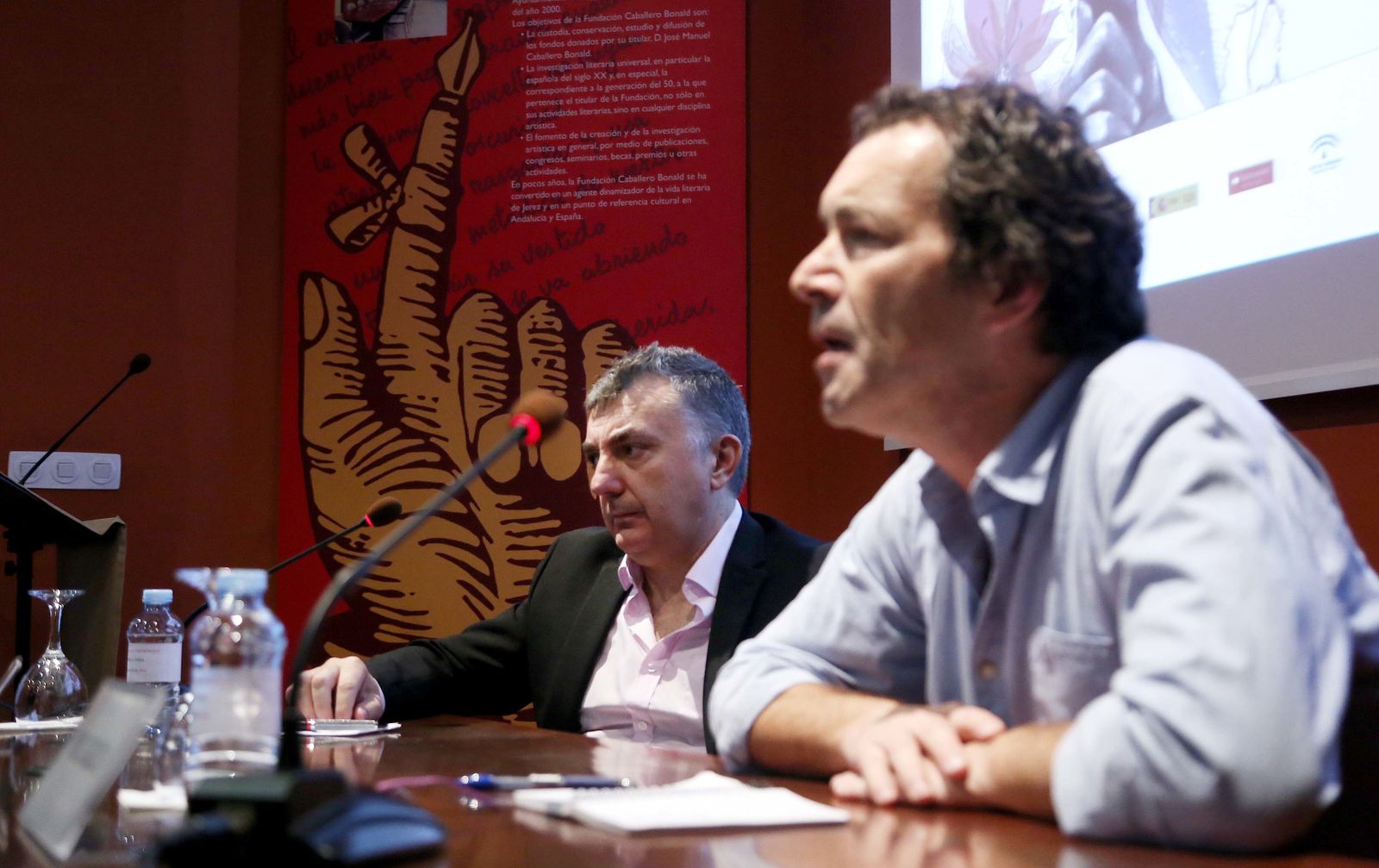 Manuel Vilas y Jordi Gracia, durante su intervención este miércoles.