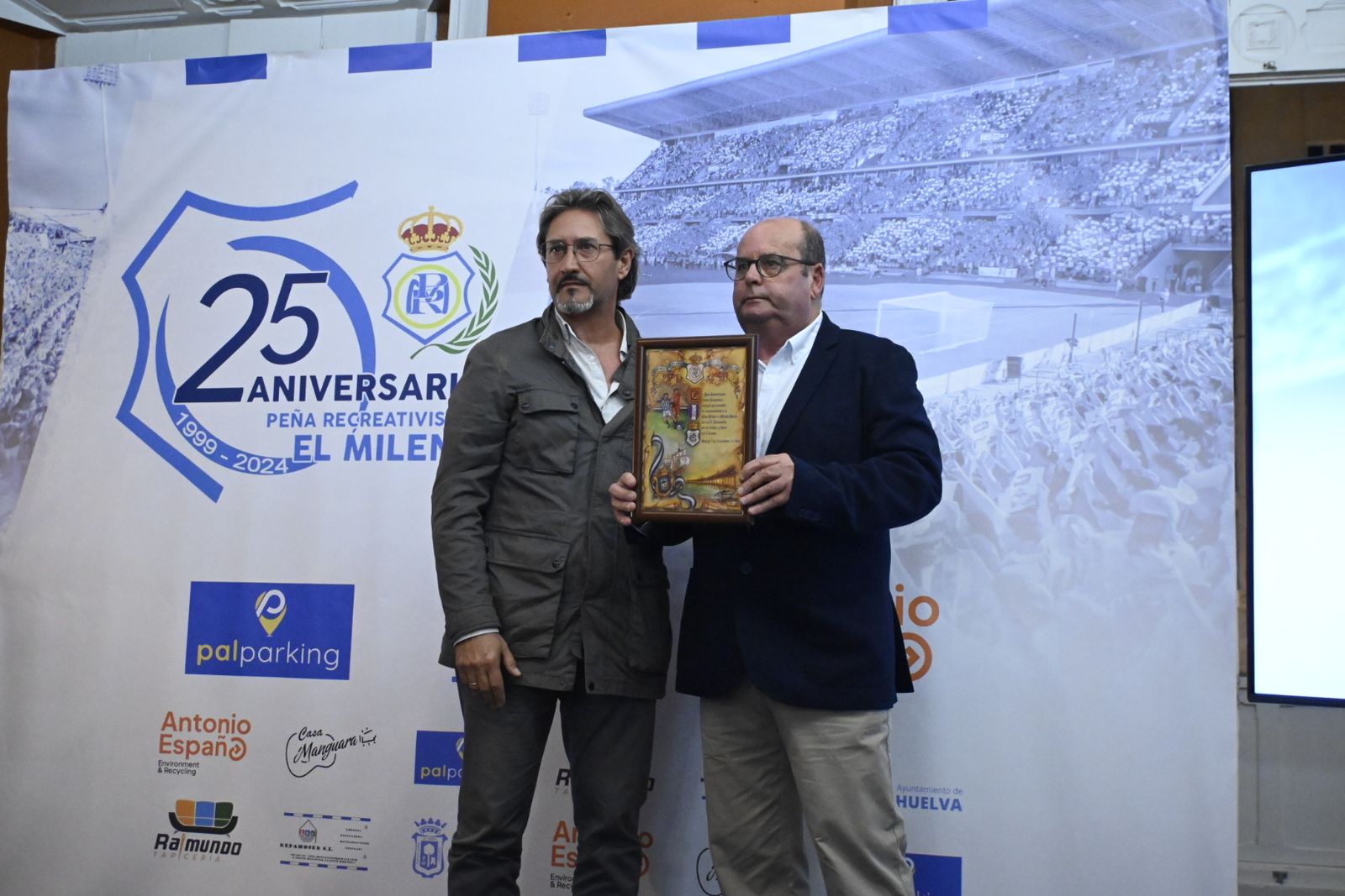 Acto de celebración del 25 aniversario de la Peña Cultural Recreativista 'El Milenio' en imágenes