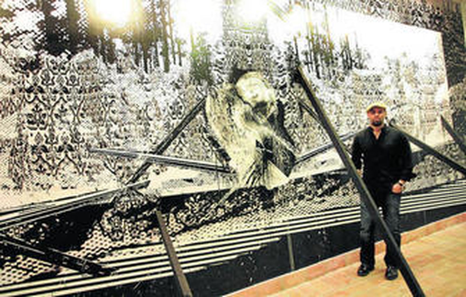 Mural que Fernando M. Romero ha instalado en la Casa Góngora.