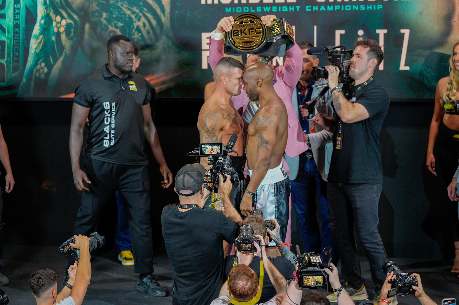 Marbella, bronca en el epicento del show de McGregor y BKFC Marbella, bronca en el epicento del show de McGregor y BKFC