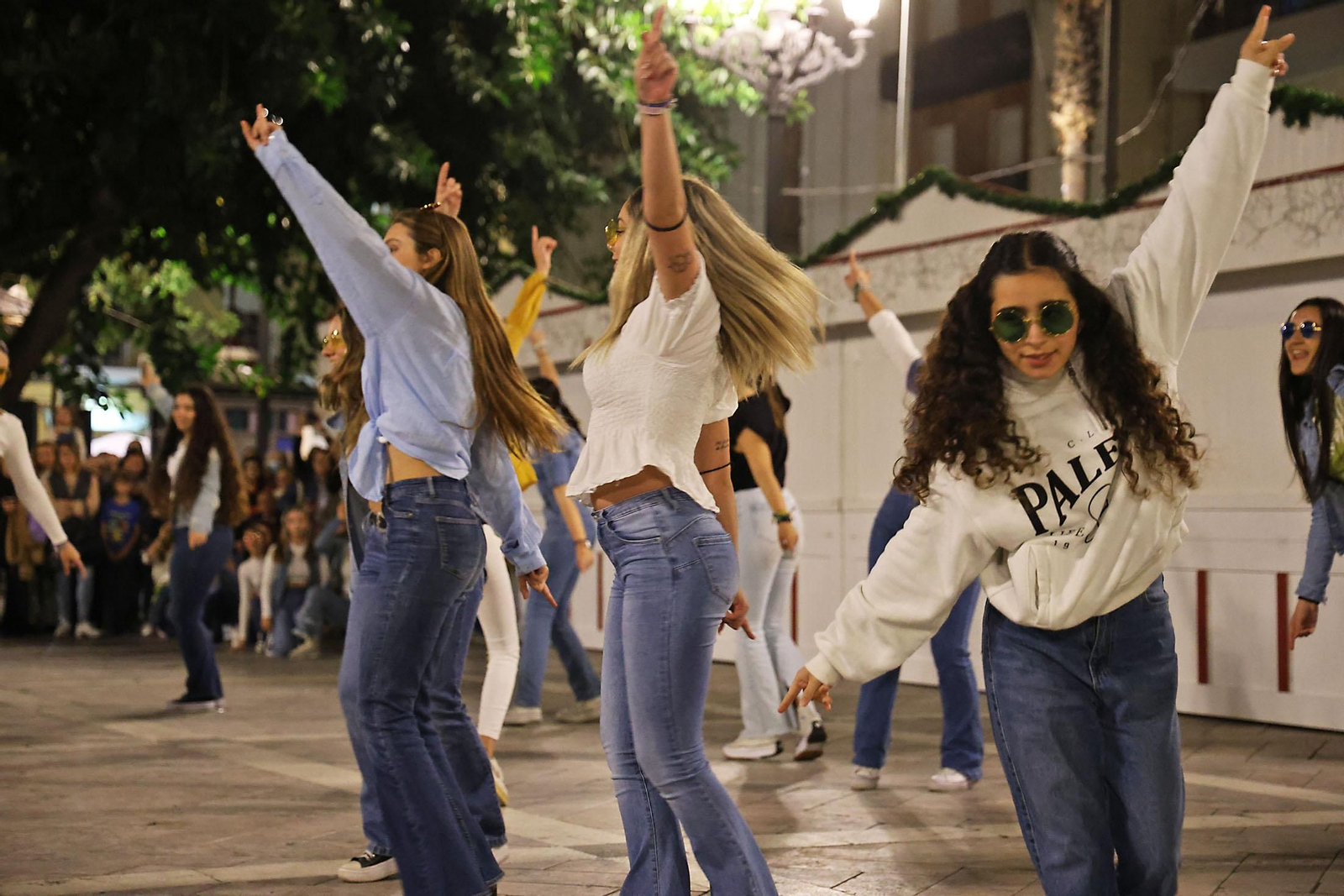 Imágenes del espectacular Flashmobe realizado en la Plaza de Las Monjas