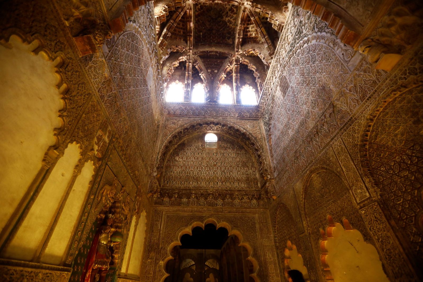 Una visita a las cubiertas y la Capilla Real de la Mezquita-Catedral de Córdoba, en imágenes