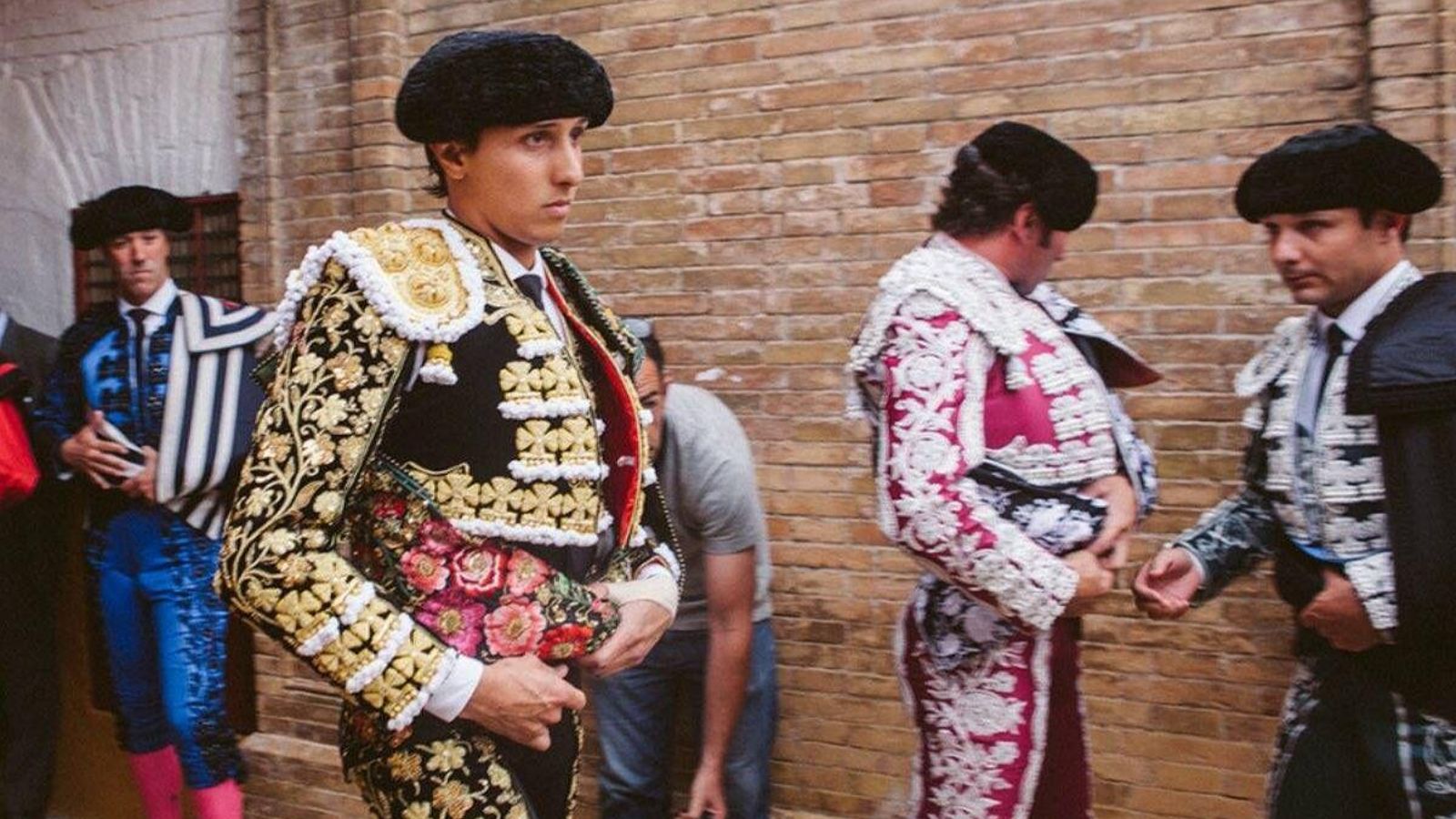 El director Albert Serra sigue al torero Andrés Roca Rey en su documental 'Tardes de soledad'. El director Albert Serra sigue al torero Andrés Roca Rey en su documental 'Tardes de soledad'.