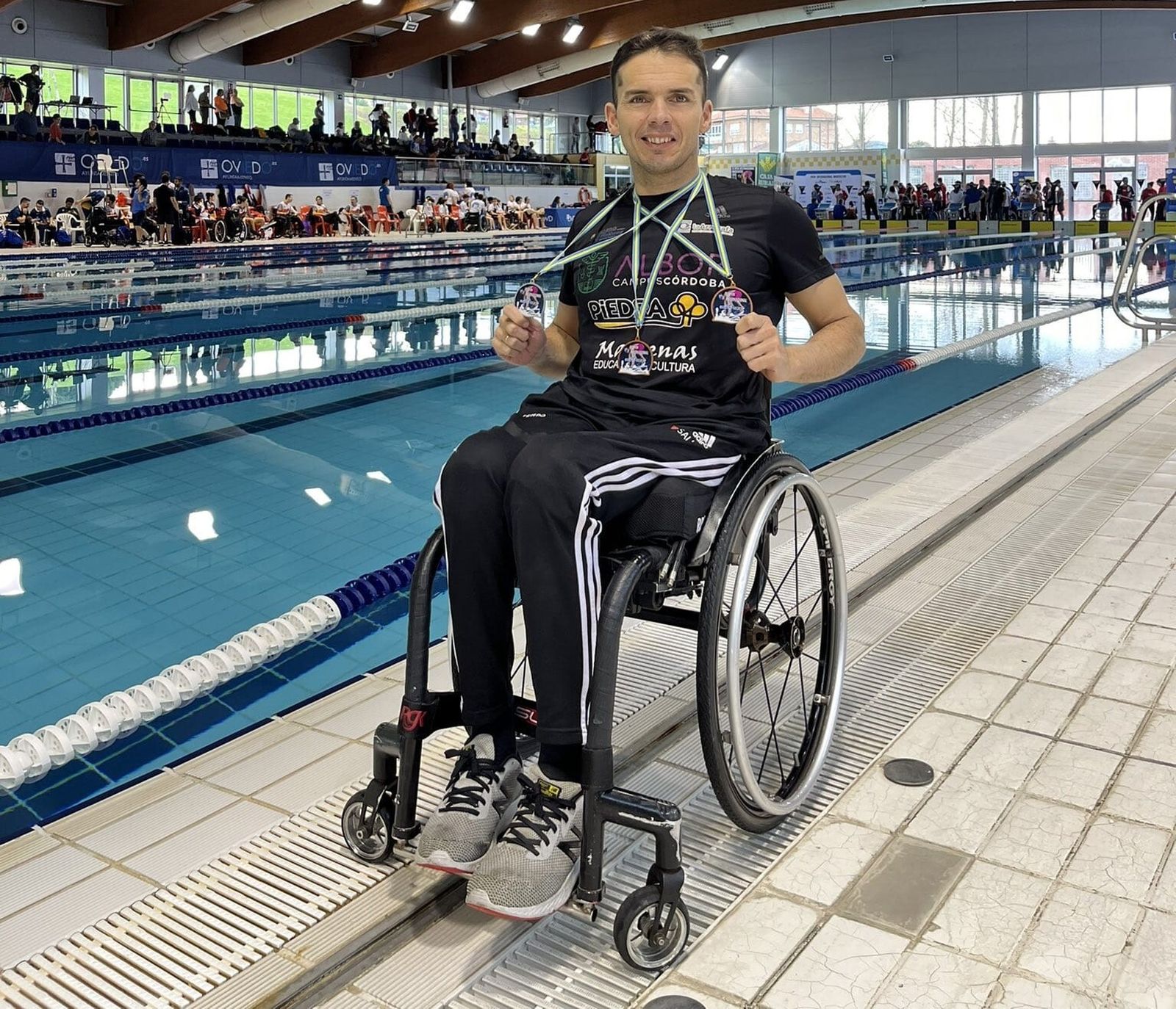 El nadador paralímpico Paco Salinas.