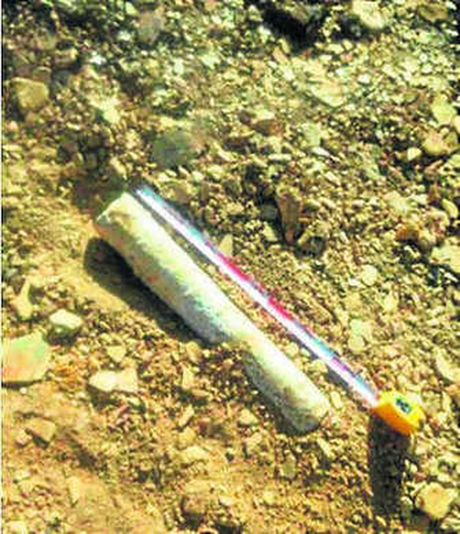 El lingote de plomo hallado.