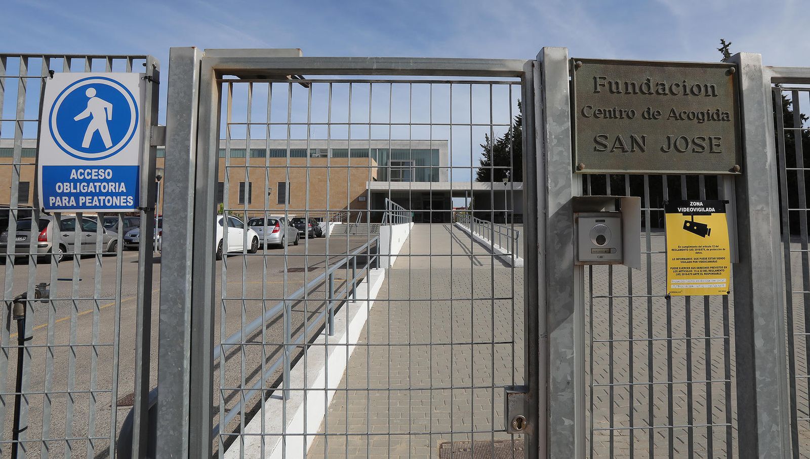 Exterior del Asilo San José.