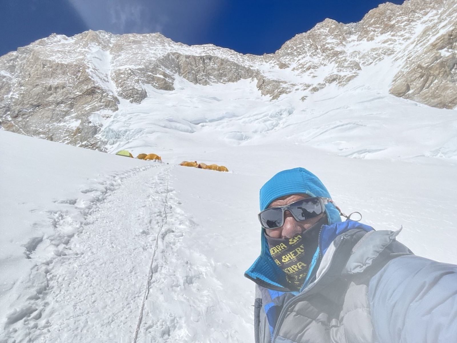 Lolo González, durante la ascensión.